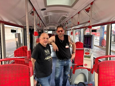 A dins d'un bus de TMB