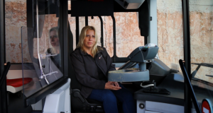 Eva, conductora de bus del CON del Triangle / Observatori Català de la Dona