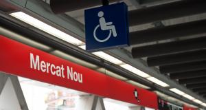 Mercat Nou és una de les 116 estacions de metro accessibles a persones amb mobilitat reduïda / Pep Herrero