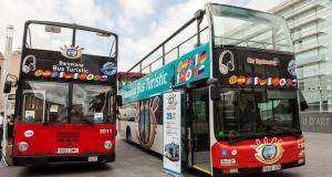 Abans i ara del Barcelona Bus Turístic / Pep Herrero