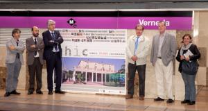 Imatge dels vinils que es poden veure a l'estació de Verneda feta durant la presentació institucional de l'acció / Jordi López 