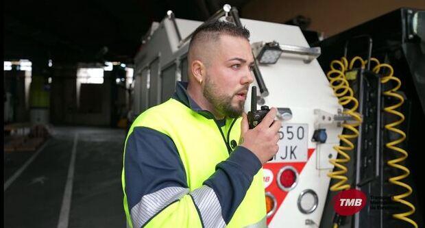 En Marc Nieto responent a un avís del Centre de Control de Bus