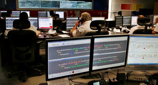 Pantalles del Centre de Regulació de Trànsit, situat al Triangle Ferroviari / Pep Herrero