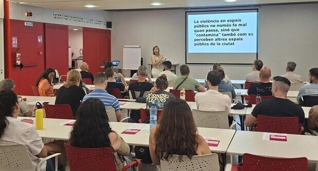 Un moment de les sessions de sensibilització