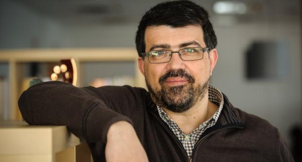 Genís Roca creu que “massa gent està fent coses a les xarxes sense tenir gens clar per què” / Pep Herrero Genís Roca creu que “massa gent està fent coses a les xarxes sense tenir gens clar per què” / Pep Herrero
