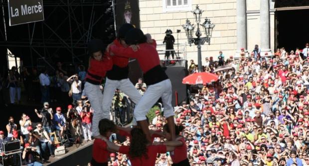 Jornada castellera a la plaça Sant Jaume durant la Mercè del 2011 / Barcelona.cat