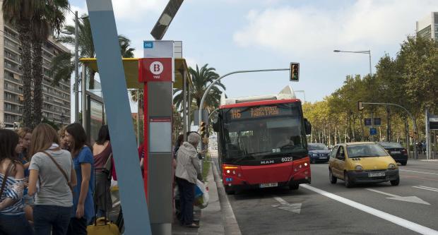 Bus de la línia H6 / M. À. Cuartero