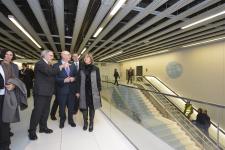 Un moment de la visita a l'estació de Fira de la línia 9, que s'obrirà d'aquí un any / Pep Herrero