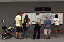 Els serveis d’Atenció al ciutadà resolen els dubtes sobre el transport públic / Pep Herrero