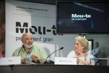Peret i Montserrat Carulla en un moment de l'acte / Pep Herrero Peret i Montserrat Carulla en un moment de l'acte / Pep Herrero
