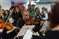 Els intèrprets van poder interactuar amb un públic diferent a l'habitual / Pep Herrero