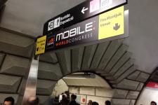 Senyalització per al WMC a l'estació de metro d'Espanya de la línia 1 / Hora Punta
